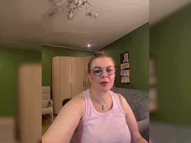 Veronika_Gold webcam