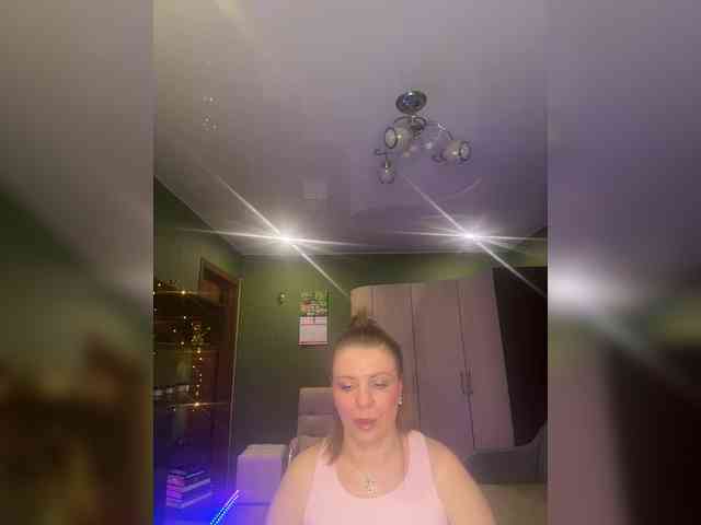Veronika_Gold webcam