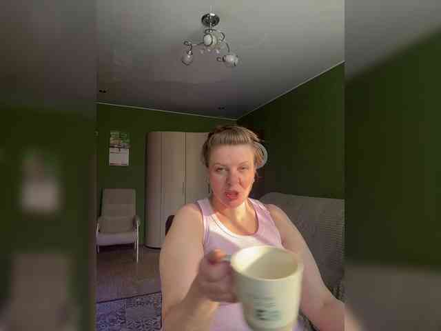 Veronika_Gold webcam