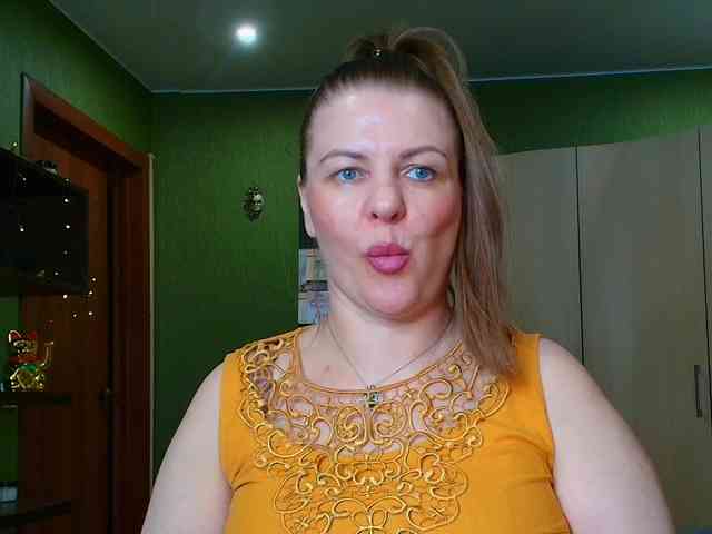 Veronika_Gold webcam