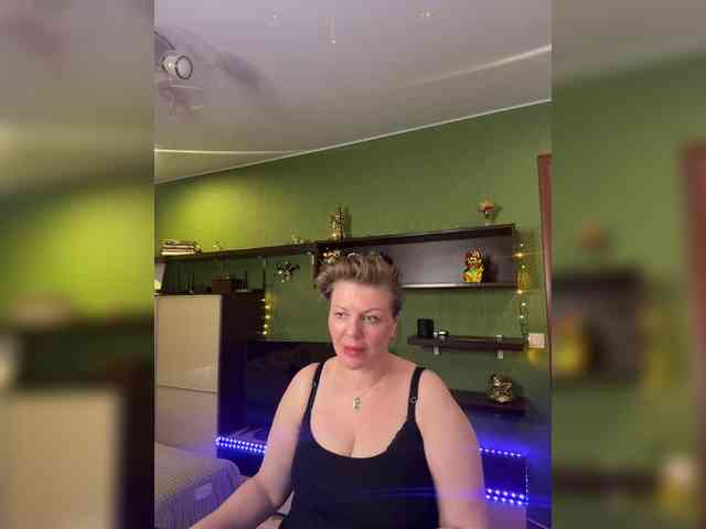 Veronika_Gold webcam