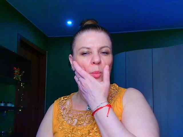 Veronika_Gold webcam