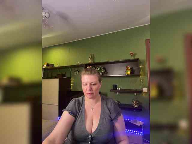 Veronika_Gold webcam