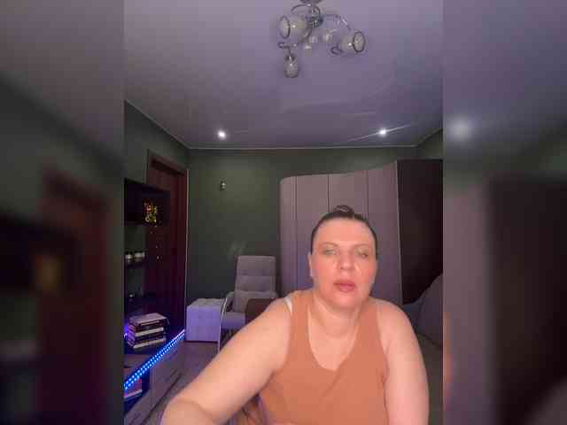 Veronika_Gold webcam