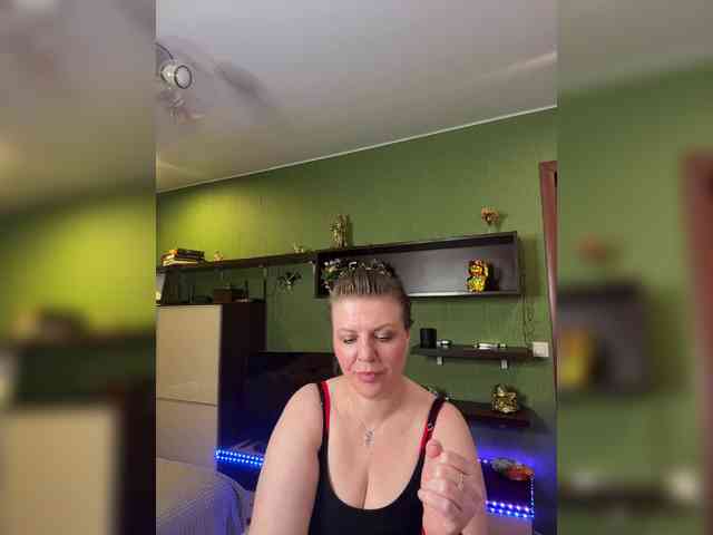 Veronika_Gold webcam