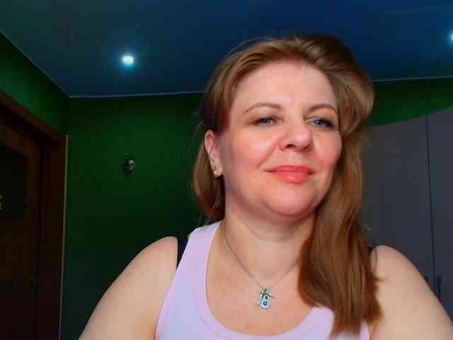 Veronika_Gold webcam