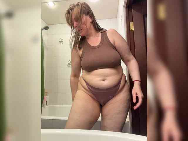 Veronika_Gold webcam