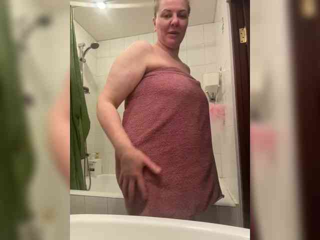 Veronika_Gold webcam