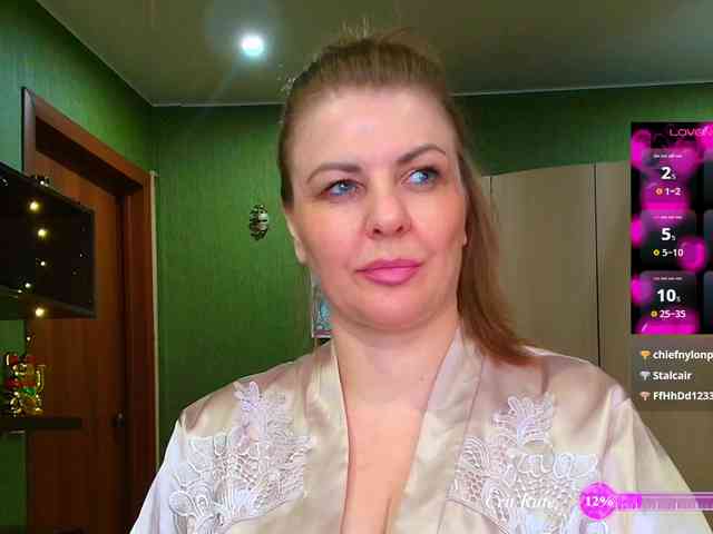 Veronika_Gold webcam