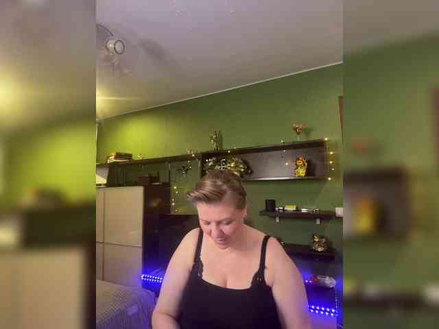 Veronika_Gold webcam