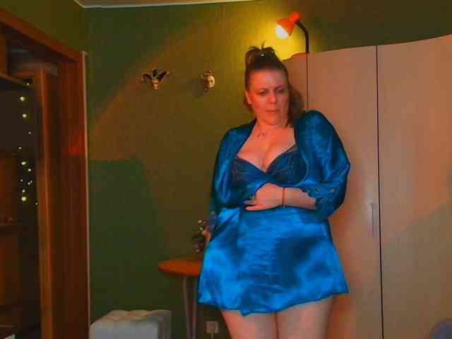 Veronika_Gold webcam