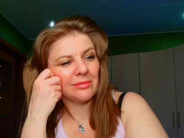 Veronika_Gold webcam