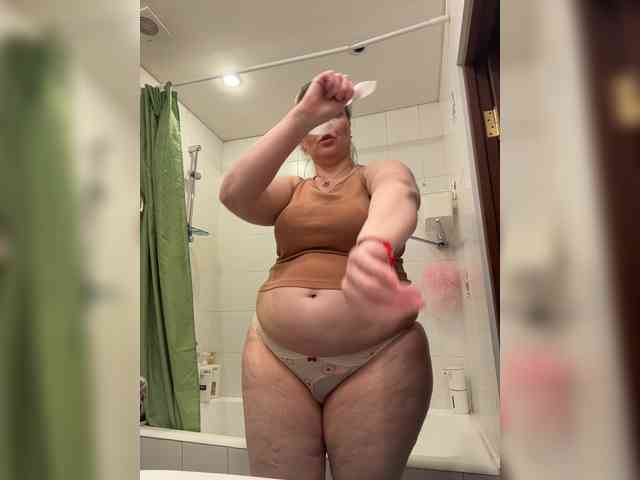 Veronika_Gold webcam