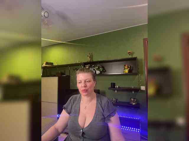 Veronika_Gold webcam