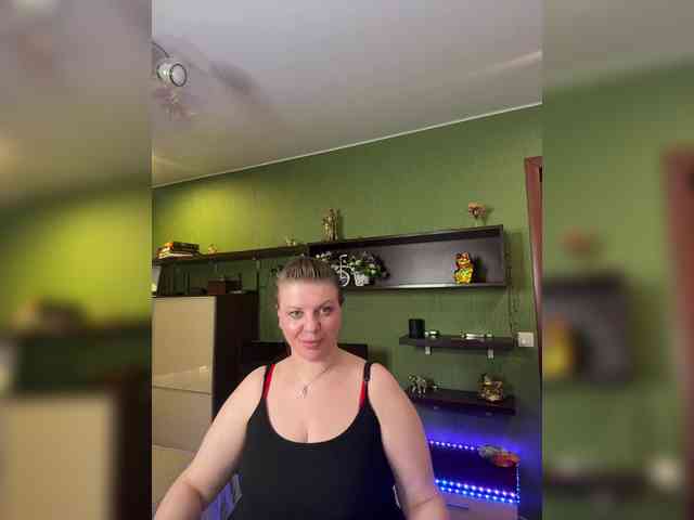 Veronika_Gold webcam