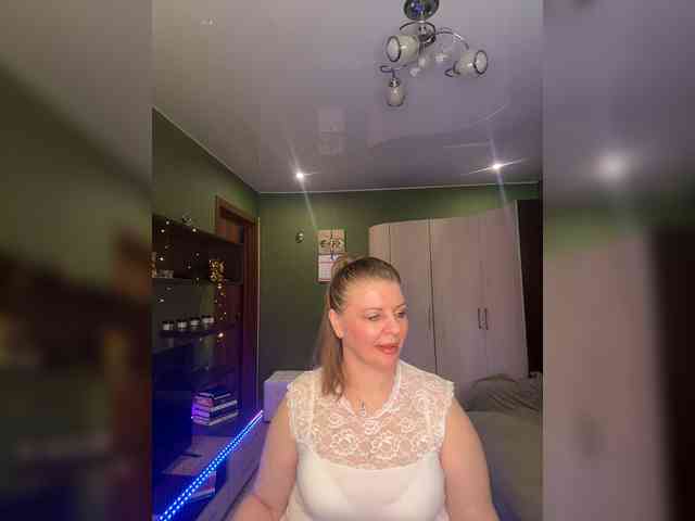 Veronika_Gold webcam