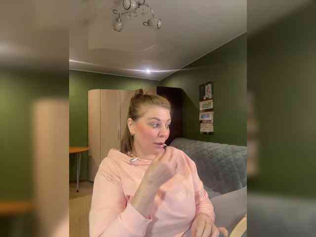 Veronika_Gold webcam