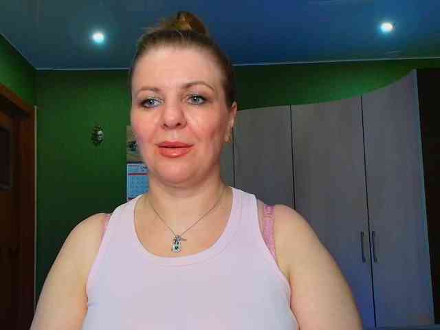 Veronika_Gold webcam