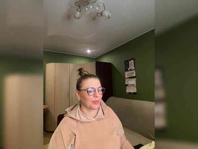 Veronika_Gold webcam