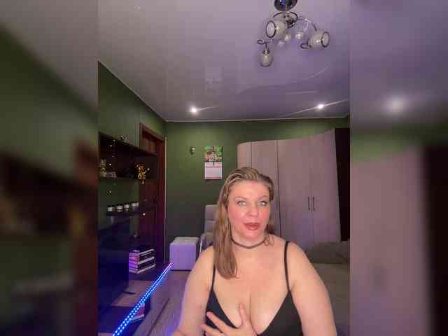 Veronika_Gold webcam