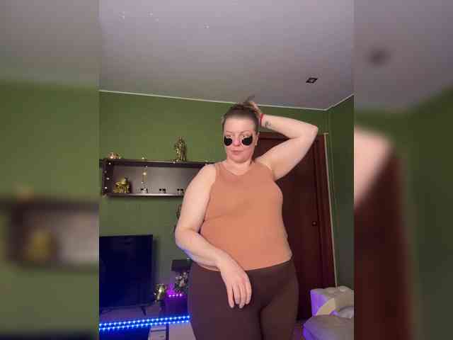 Veronika_Gold webcam