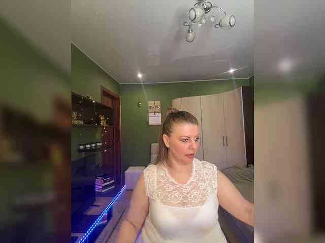 Veronika_Gold webcam