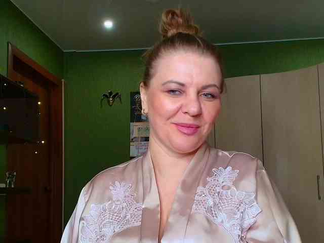 Veronika_Gold webcam