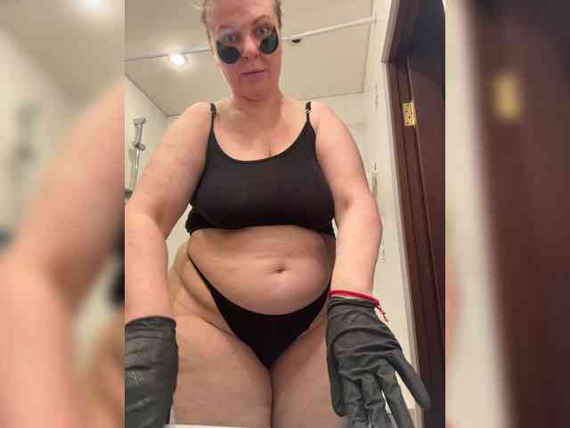 Veronika_Gold webcam