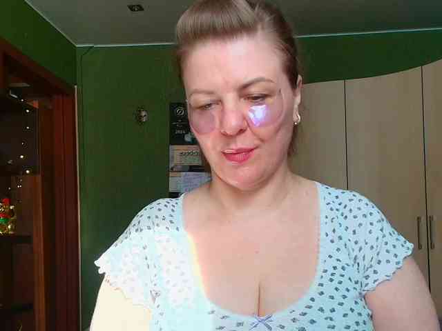 Veronika_Gold webcam