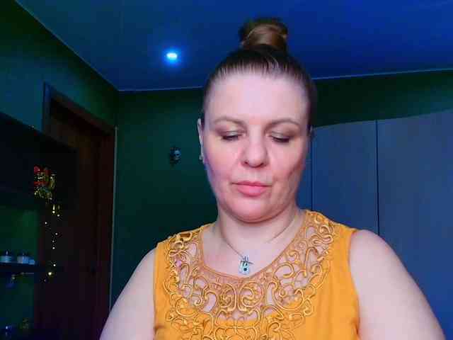 Veronika_Gold webcam