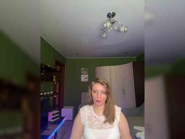 Veronika_Gold webcam