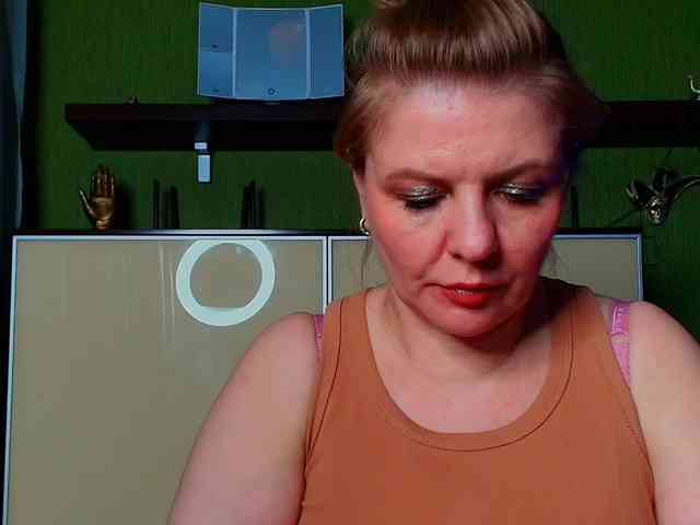 Veronika_Gold webcam