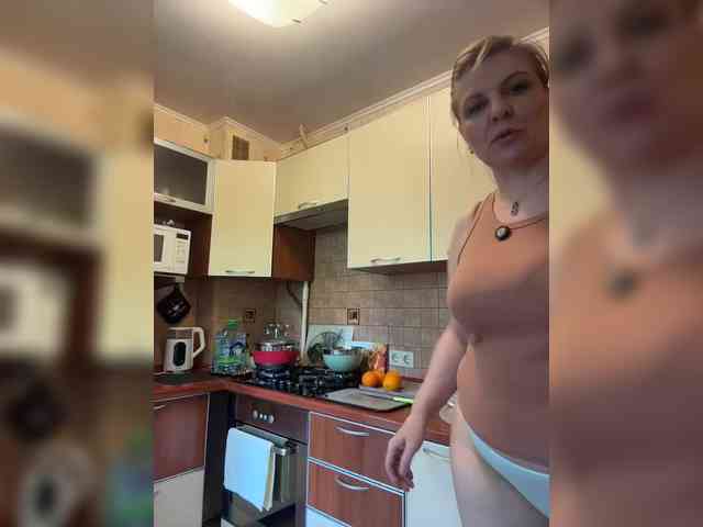 Veronika_Gold webcam
