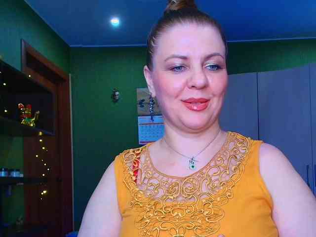 Veronika_Gold webcam