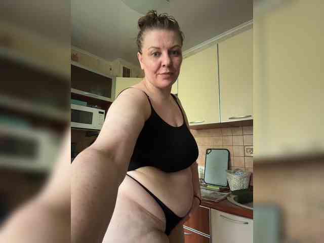 Veronika_Gold webcam