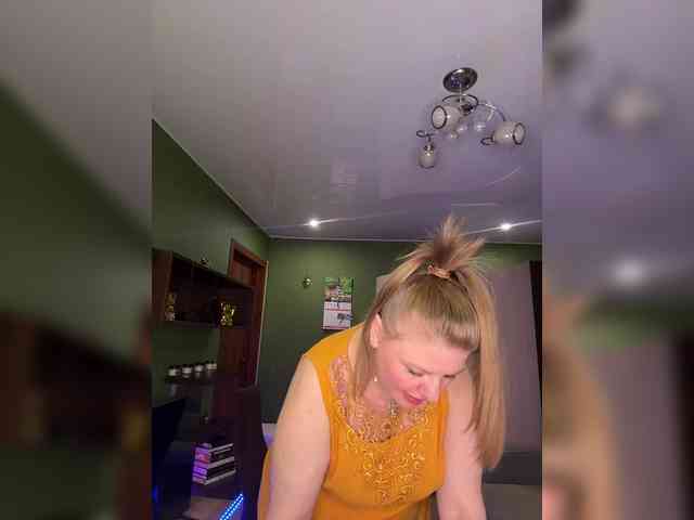 Veronika_Gold webcam