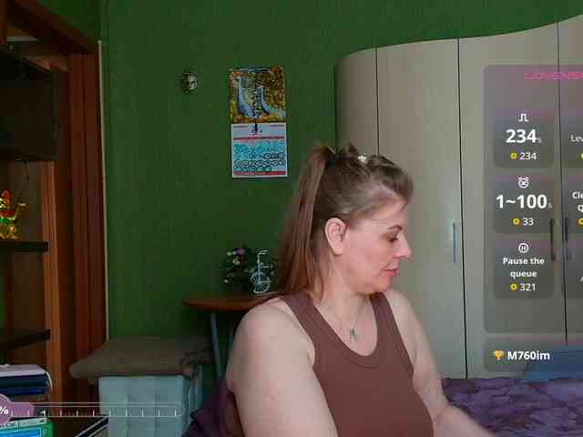Veronika_Gold webcam