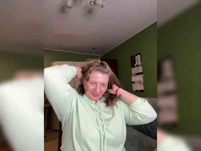 Veronika_Gold webcam