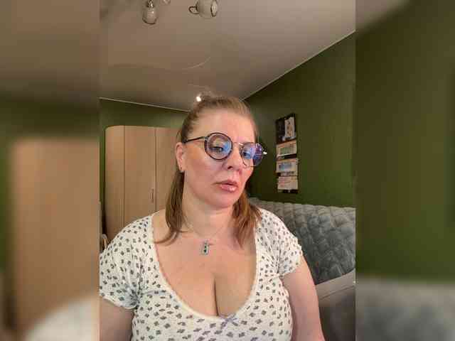 Veronika_Gold webcam