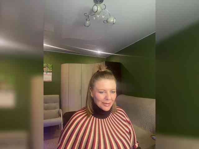 Veronika_Gold webcam