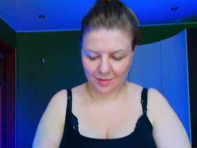 Veronika_Gold webcam