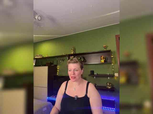 Veronika_Gold webcam