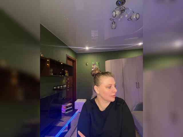 Veronika_Gold webcam