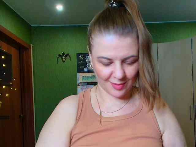 Model: Veronika_Gold