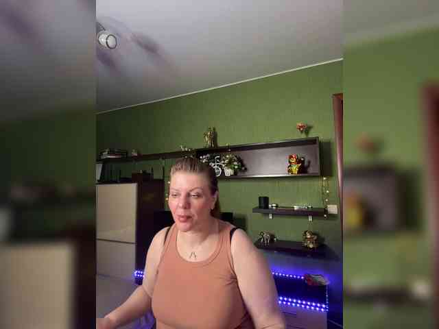 Veronika_Gold webcam