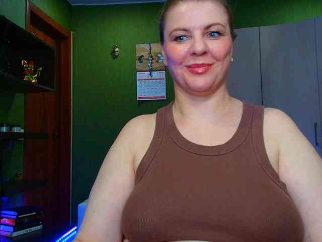 Veronika_Gold webcam