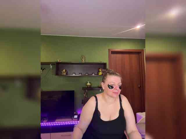 Veronika_Gold webcam