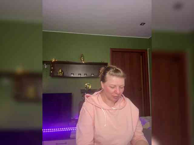 Veronika_Gold webcam