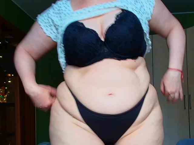 Veronika_Gold webcam