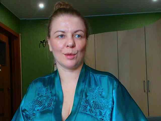 Veronika_Gold webcam